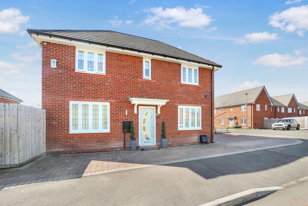 Main image of property: Thompson Farm Meadow, Lowton, WA3