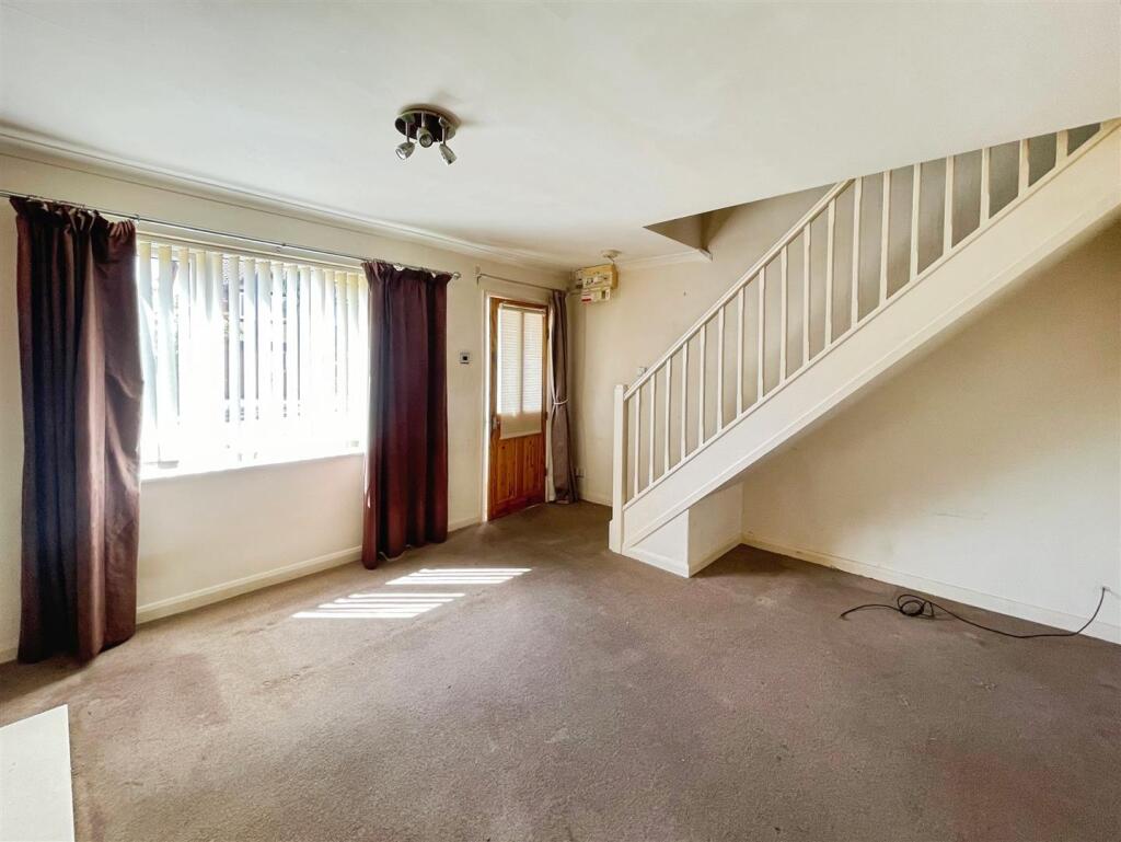 House in Ashfield, Sutton in Ashfield, Nottinghamshire - View 3