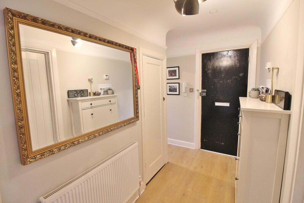 Apartment in Portsmouth - View 4