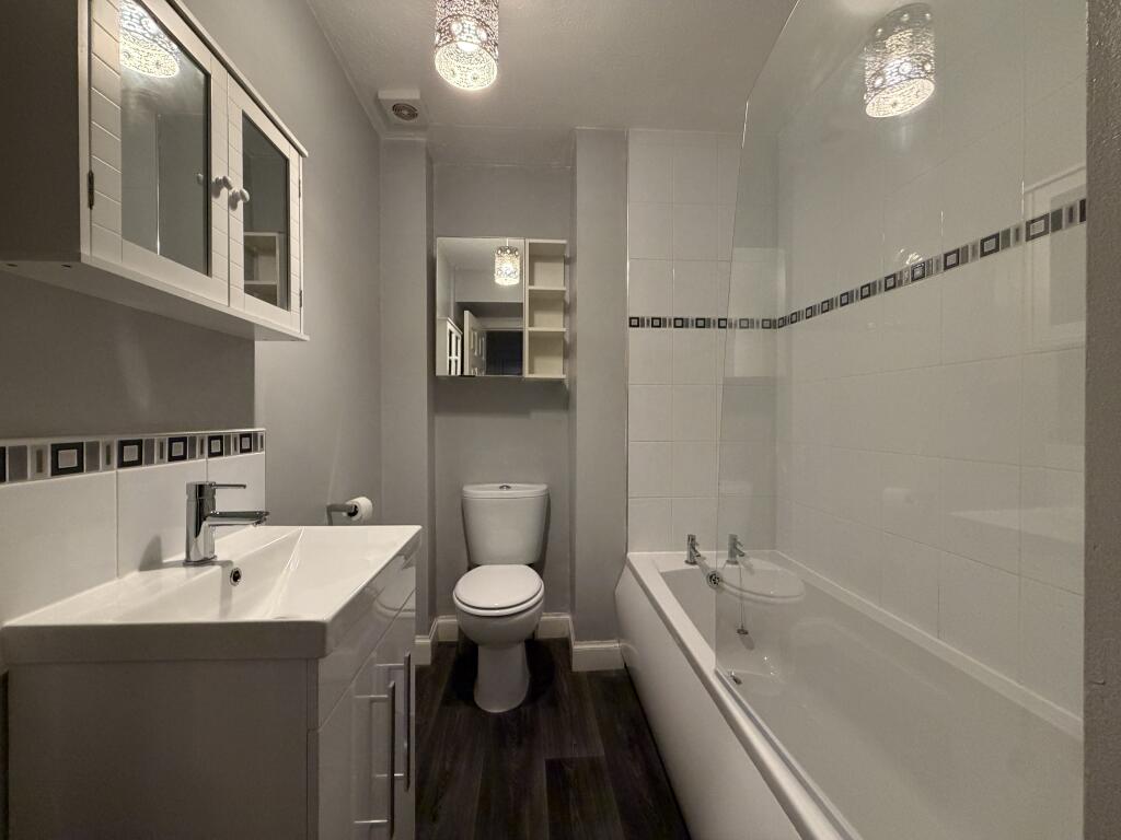 Apartment in Kilmarnock - View 4