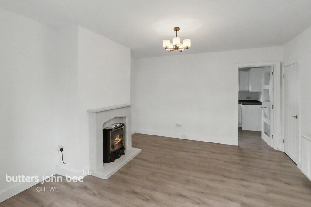 House in Crewe, Coppenhall - View 4