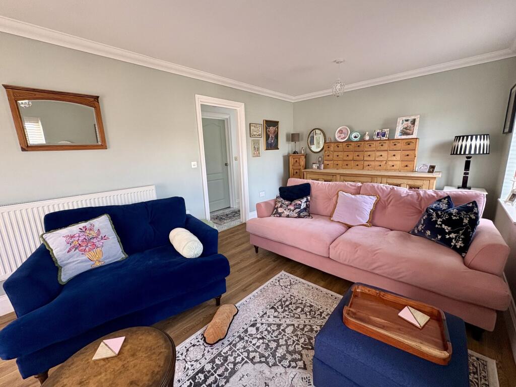 House in Torquay - More