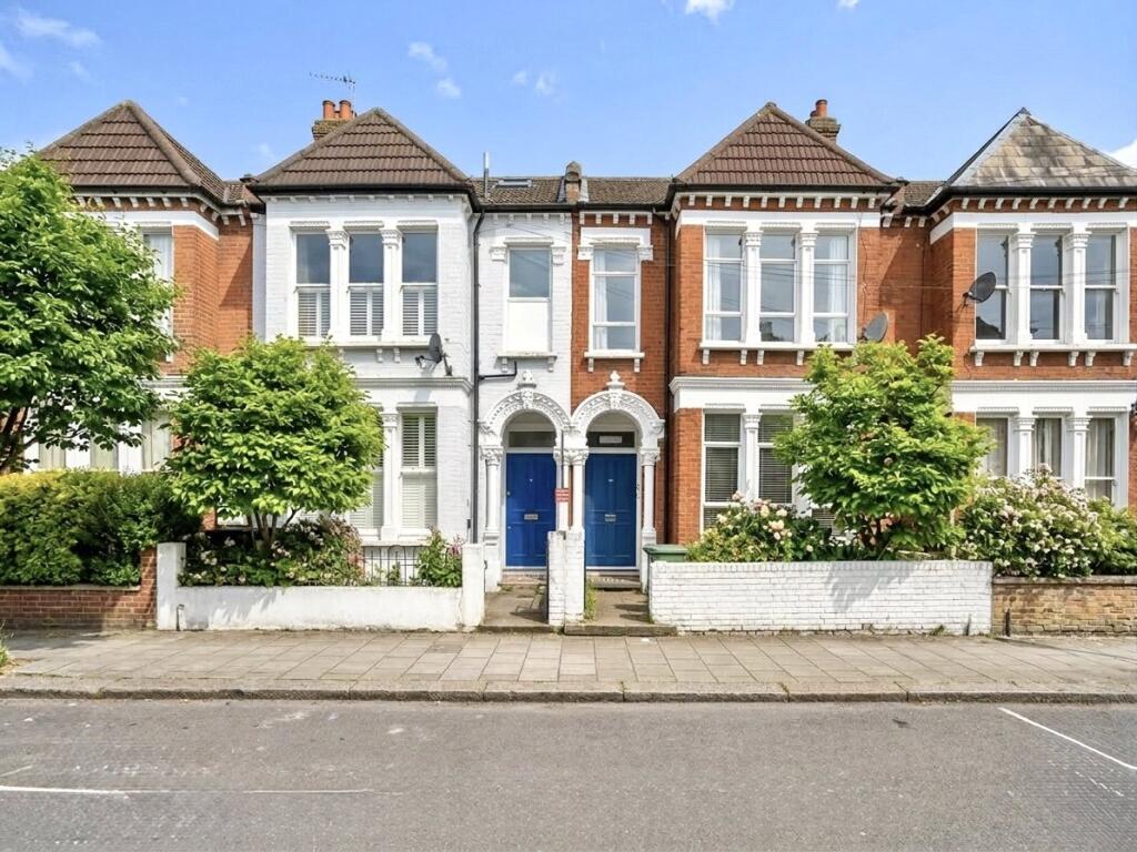 Main image of property: Edgeley Road, London