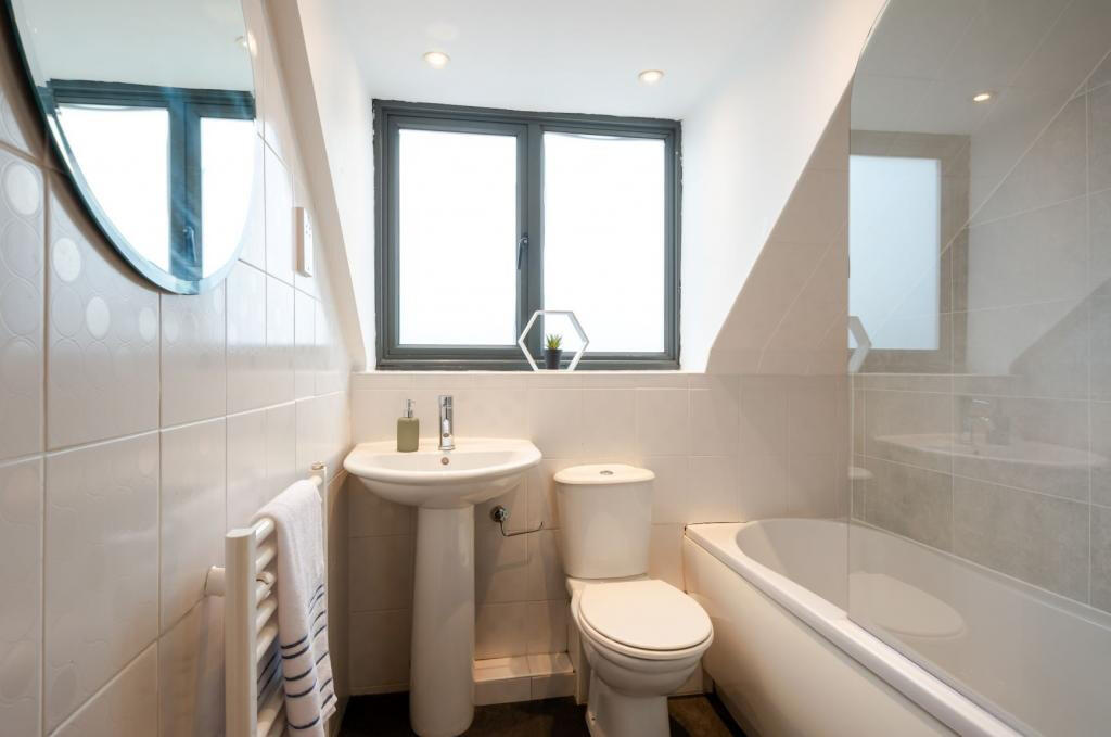 House in Leeds, Meanwood - View 4