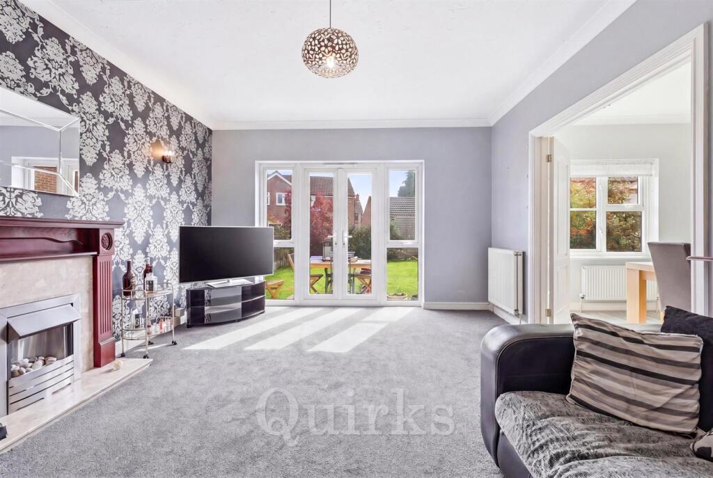 Lampern Crescent, Billericay photo 4