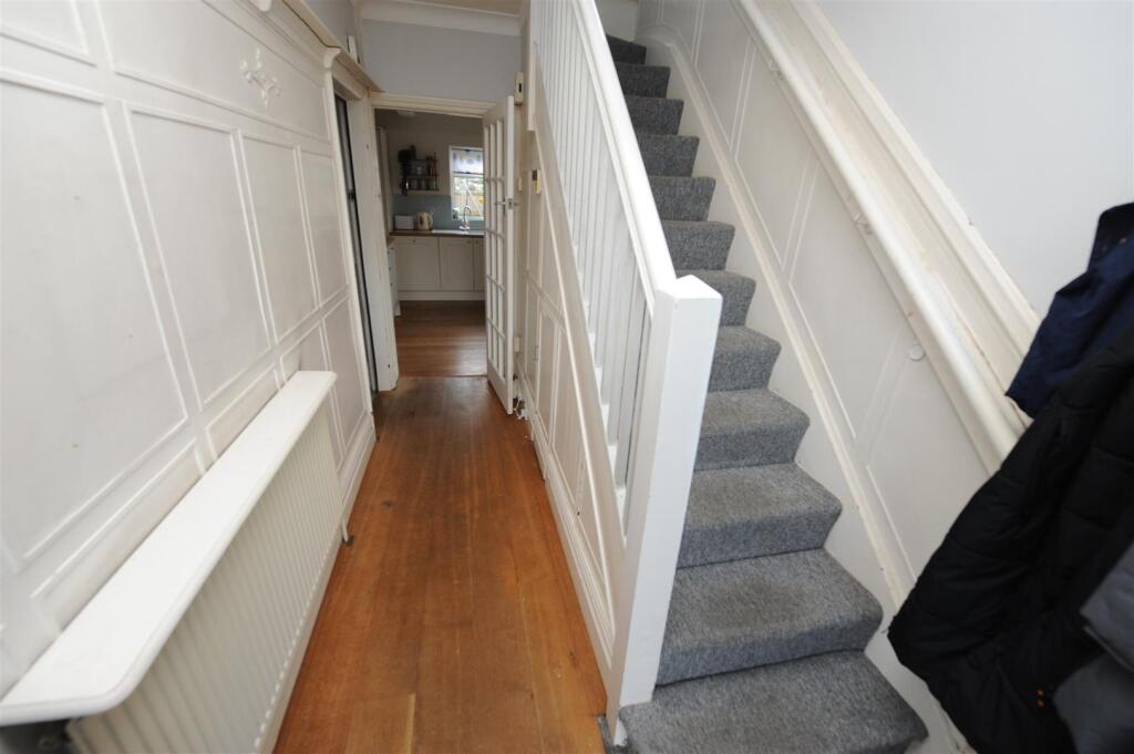House in Bradford, West Yorkshire - View 4