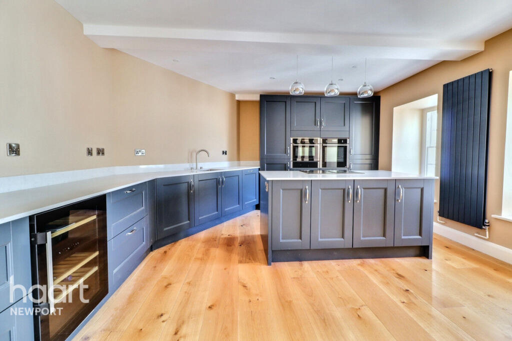 Main image of property: 1 St Mary Street, Monmouth