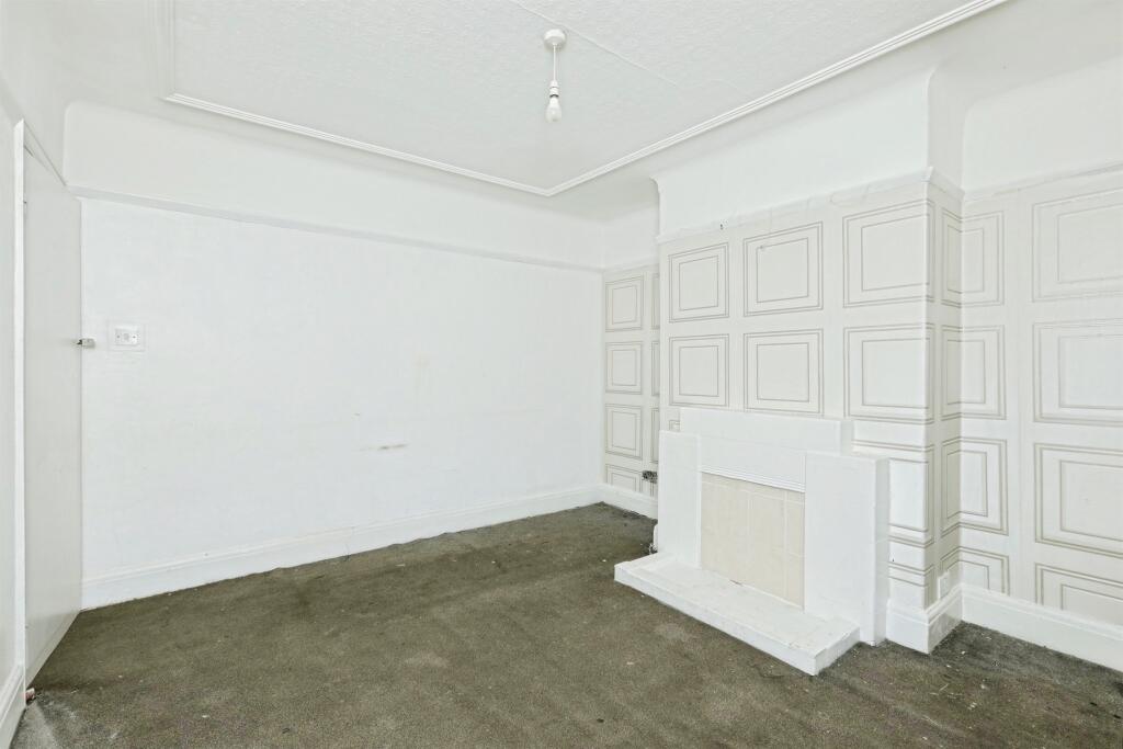 House in Doncaster, Hexthorpe - View 5