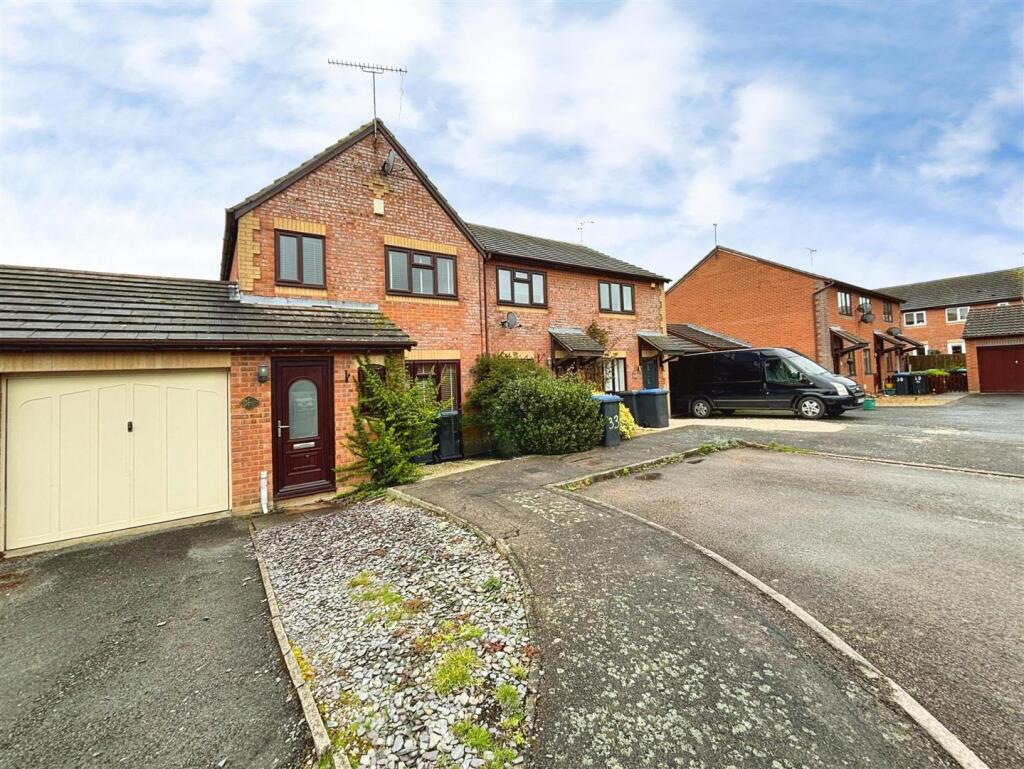 Main image of property: Flying Fields Road, Southam