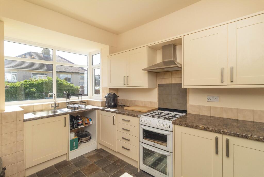 House in Lancaster, Morecambe - More