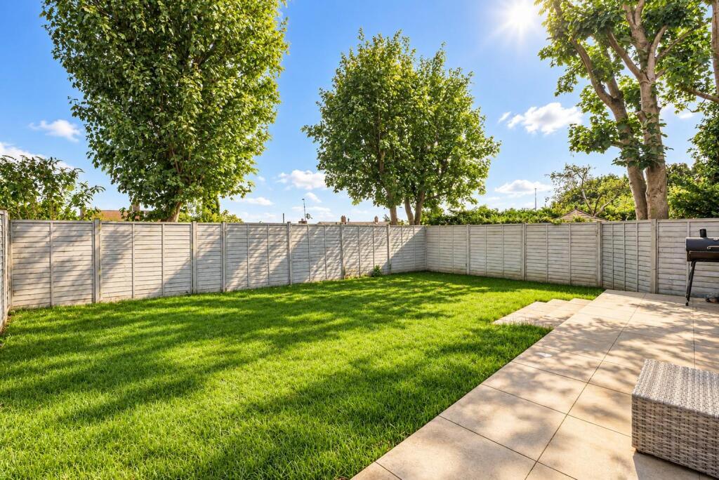House in Stevenage - View 5
