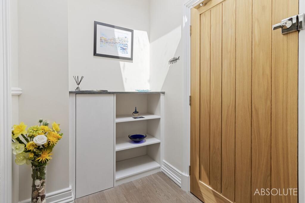 Apartment in Brixham, Torbay - View 4