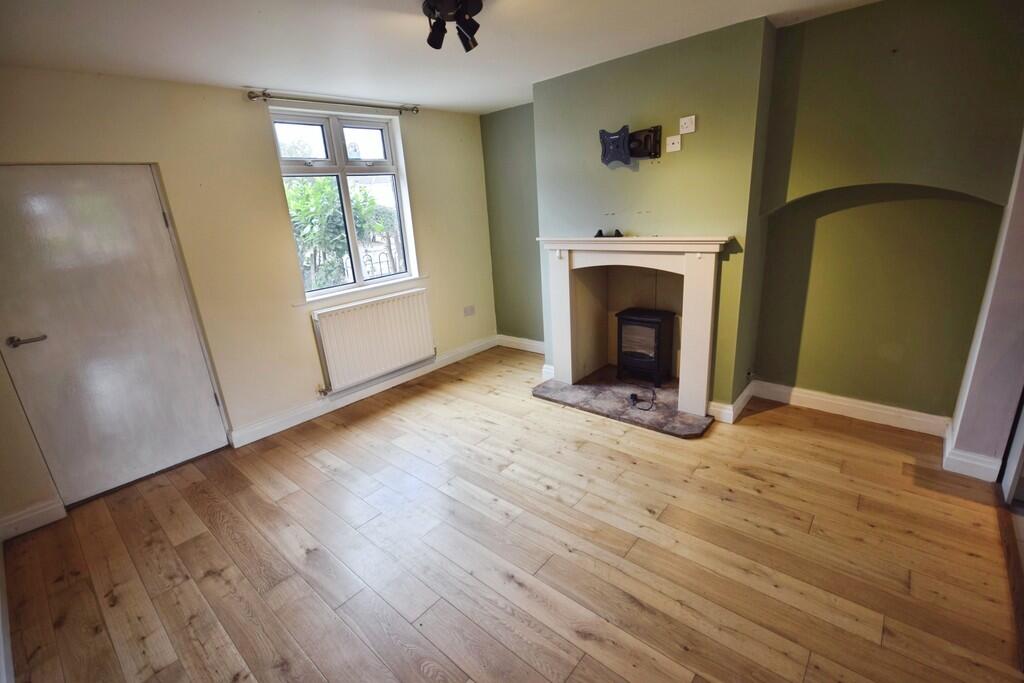 House in Stoke-on-Trent - View 4