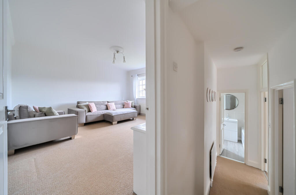 Apartment in London - View 4