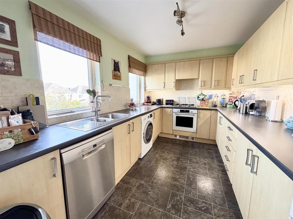 Norton Way, Hamworthy photo 5