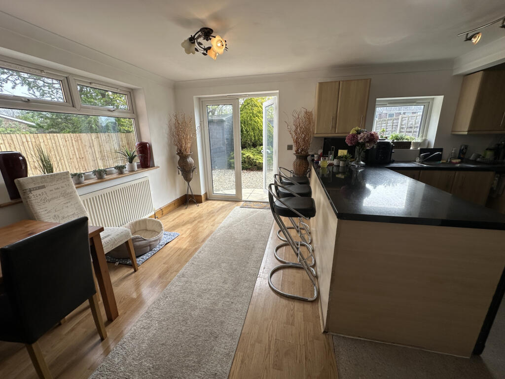 Ataka Road, Felixstowe, IP11 photo 5