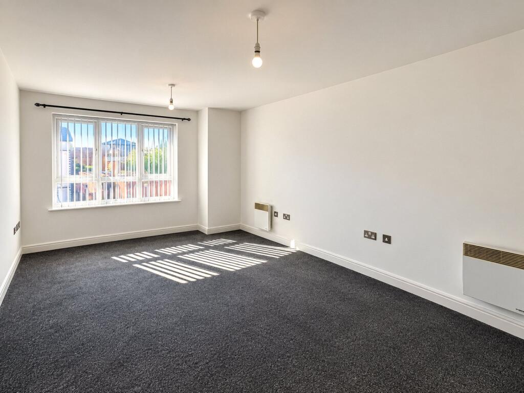 Apartment in Sefton, Liverpool City Region - More