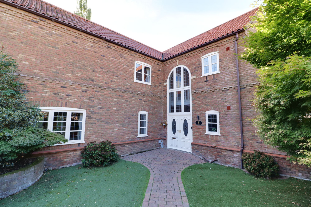 House in Wrawby, North Lincolnshire - View 5