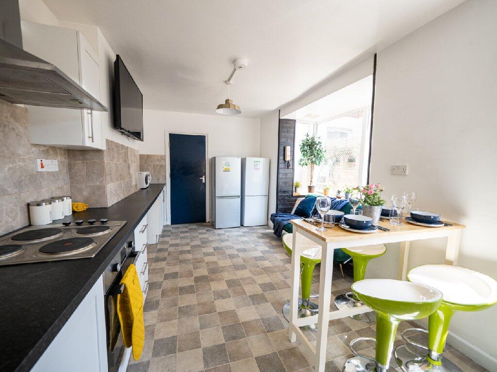 House in Portsmouth - View 5