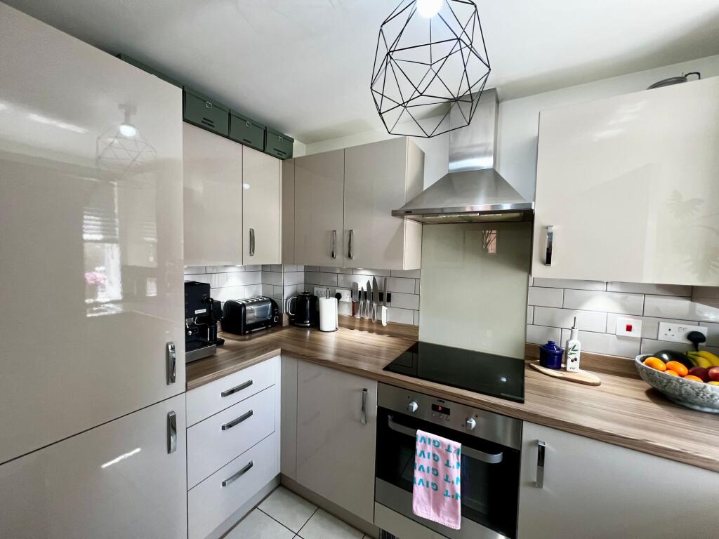 House in Doncaster - View 3