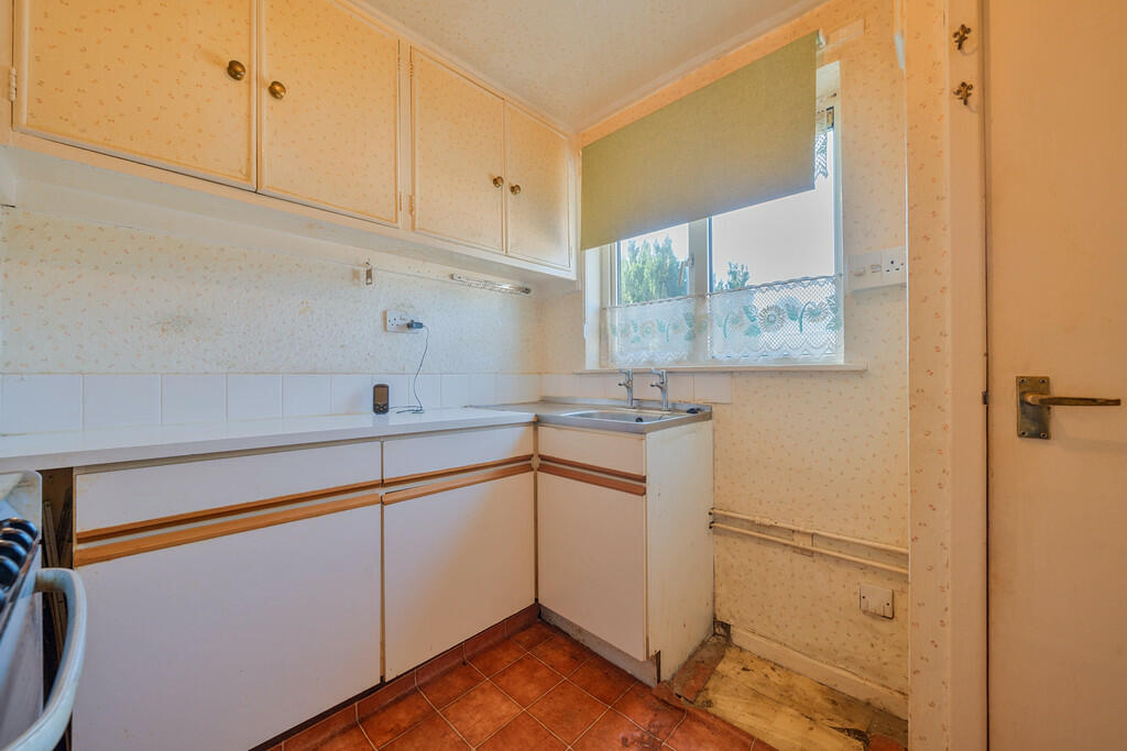 12 Droomer Drive, Windermere, Cumbria, LA23 2LS photo 4