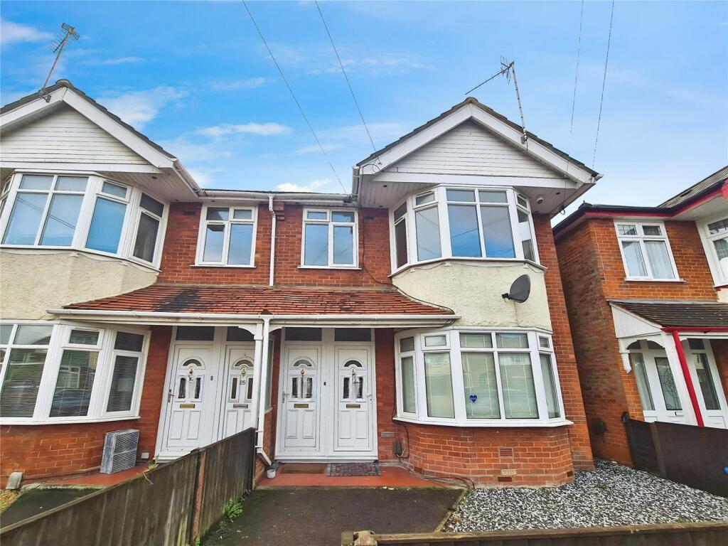 Main image of property: Dawlish Avenue, Southampton, Hampshire, SO15