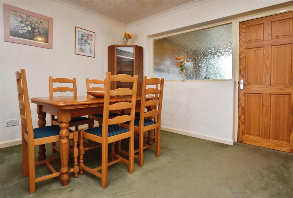 Russell Drive, Keyingham - More