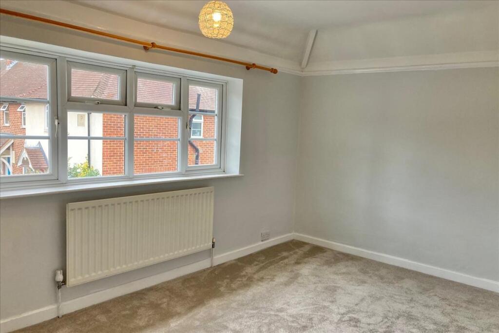 House in Twickenham - View 5