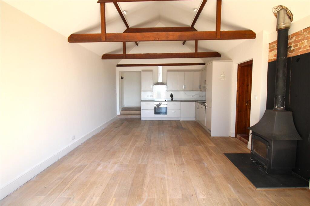 House in Newark, Shelton - View 4