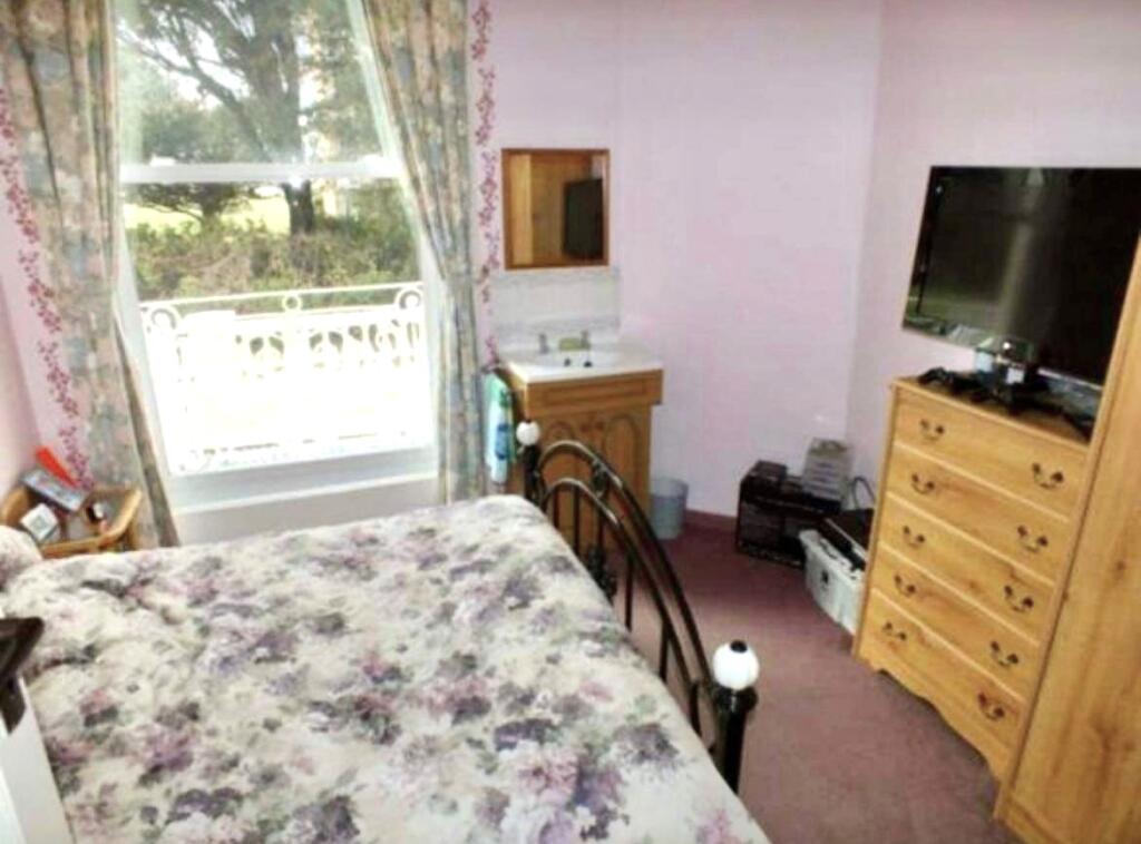 Apartment in Folkestone, Lynwood - View 5