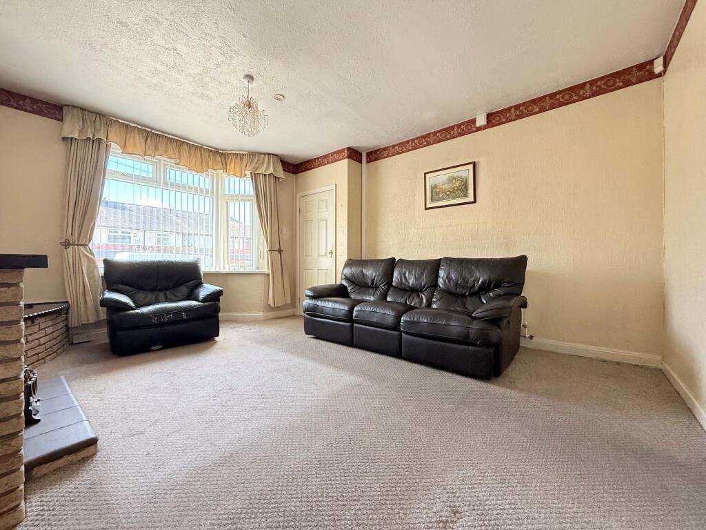 House in Stoke-on-Trent - View 3