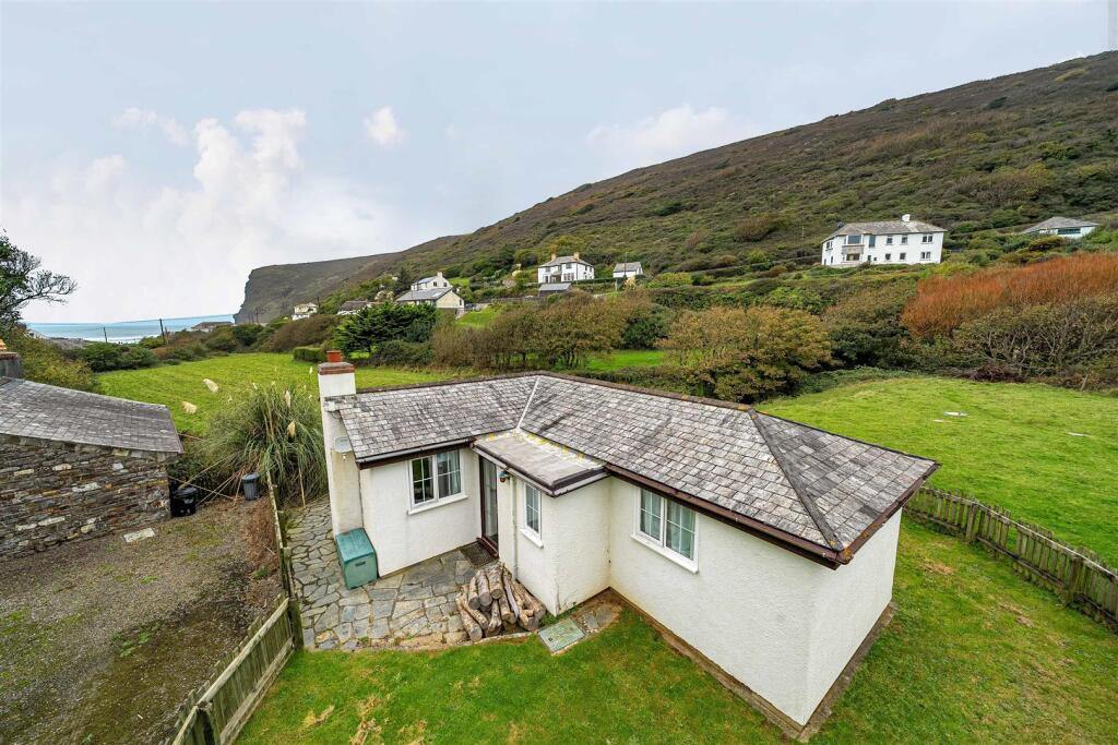 Crackington Haven, Bude