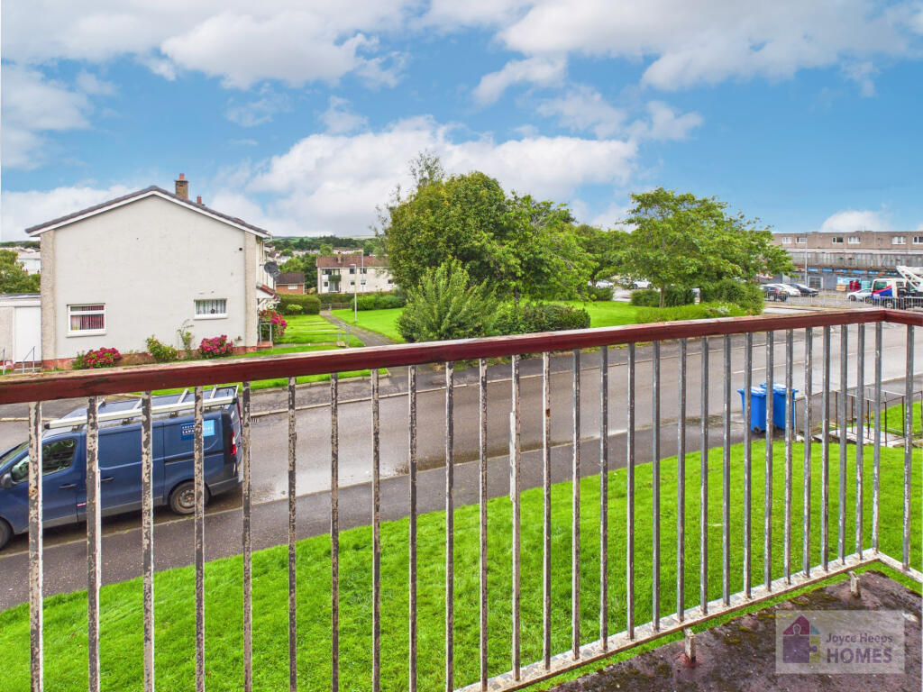 Apartment in Glasgow, South Lanarkshire - View 4