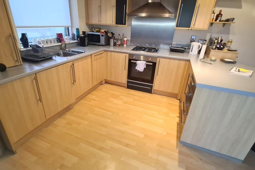 Apartment in Birmingham, Ladywood - More