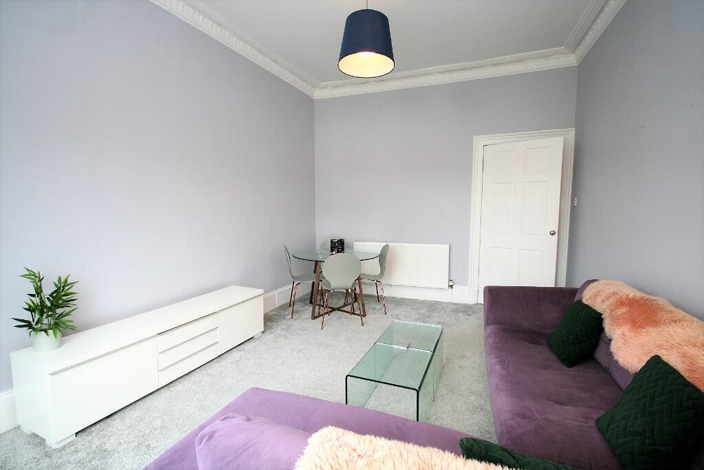 Apartment in Glasgow, Eastfield - View 5