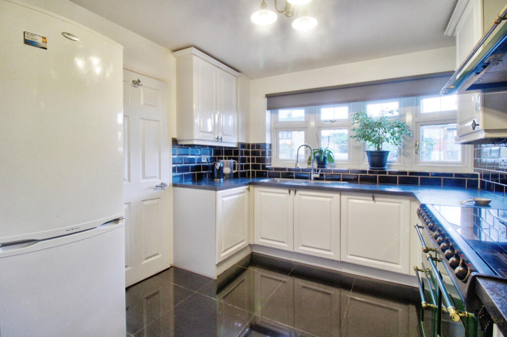House in London - View 5