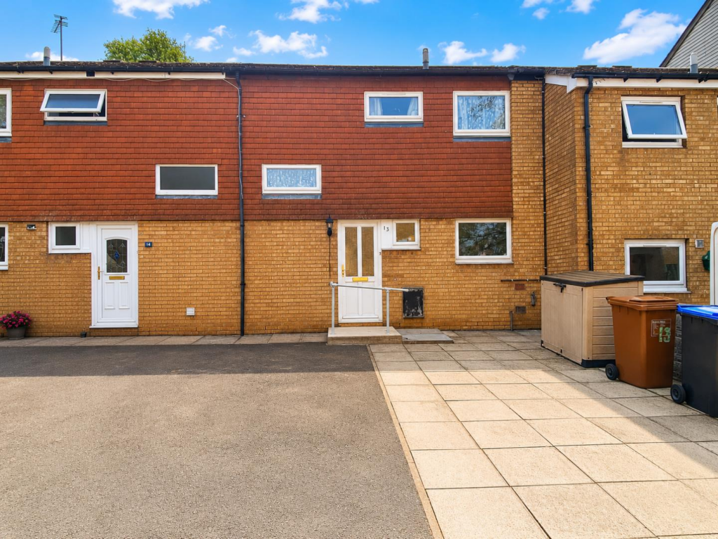 3-bed terraced on Micklewell Lane, Southfields, Northampton NN3, £220,000