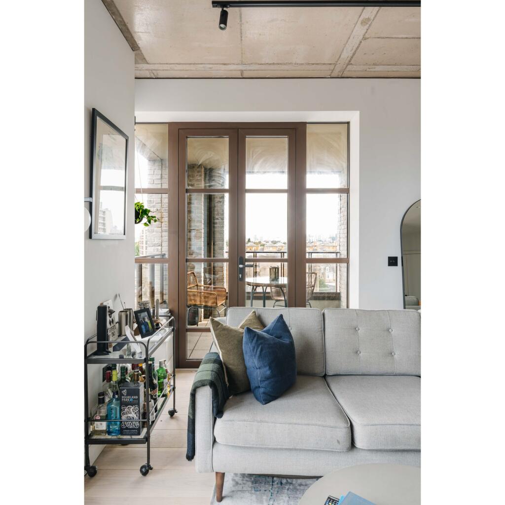 Apartment in London - View 4