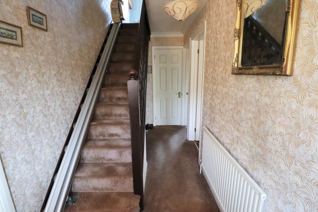 House in Rochford, Rayleigh - View 5