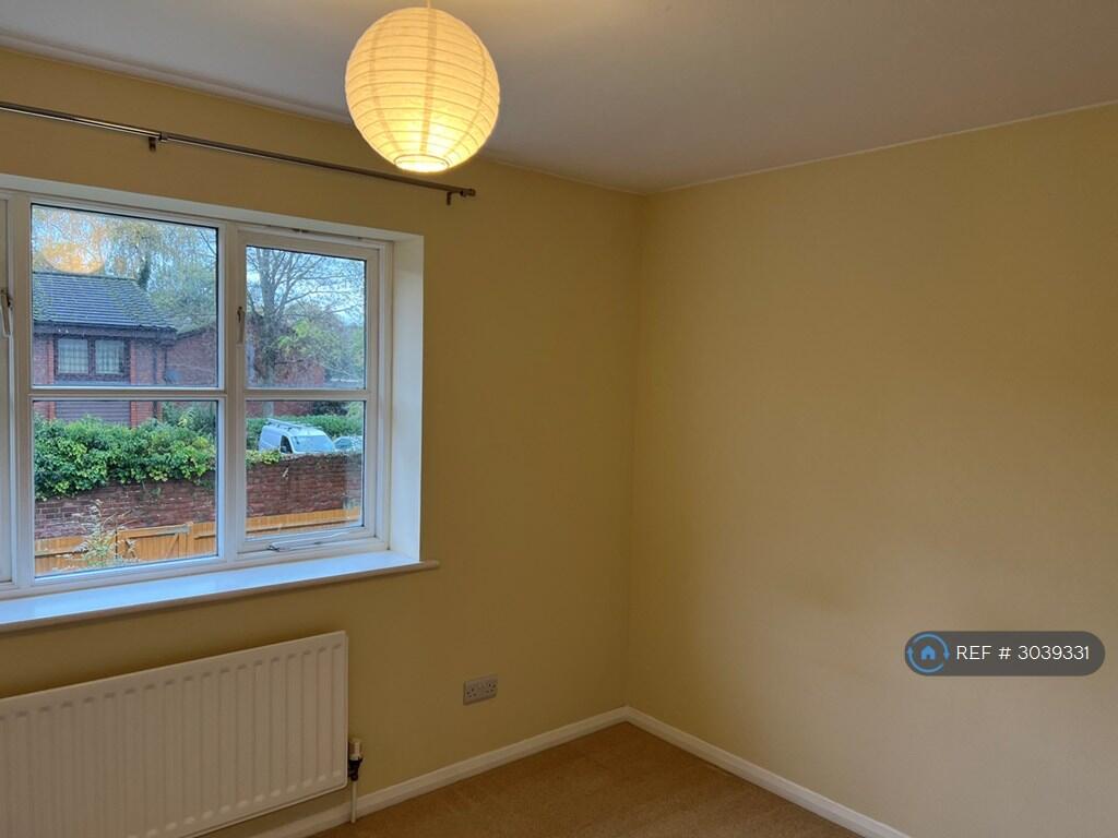 House in Guildford - View 4