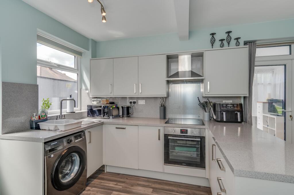 House in Sheffield, South Yorkshire - View 5