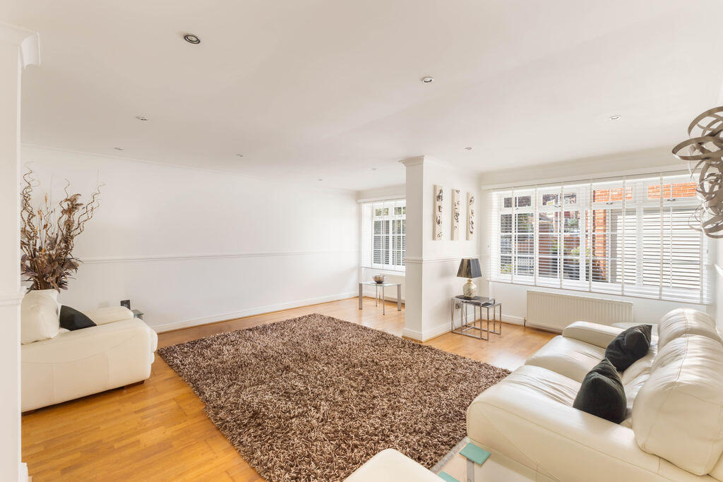 House in Newcastle upon Tyne - View 2