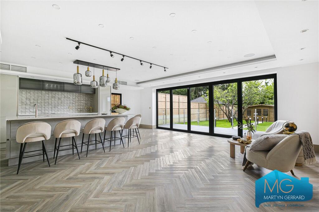 Main image of property: Cavendish Road, Barnet, EN5