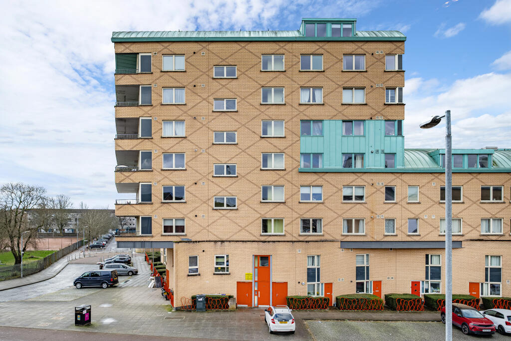 Main image of property: Flat 3/3, 308 Old Rutherglen Road, Glasgow, G5