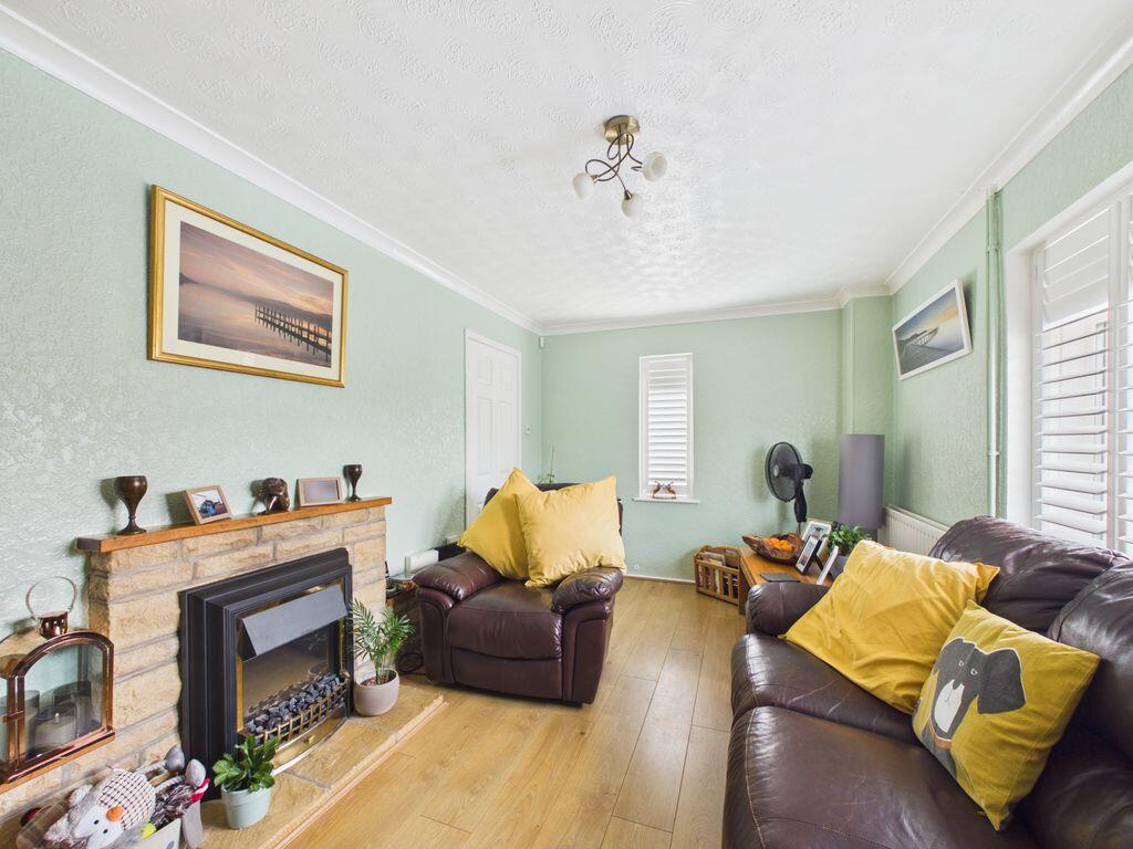 House in Gloucester - View 4