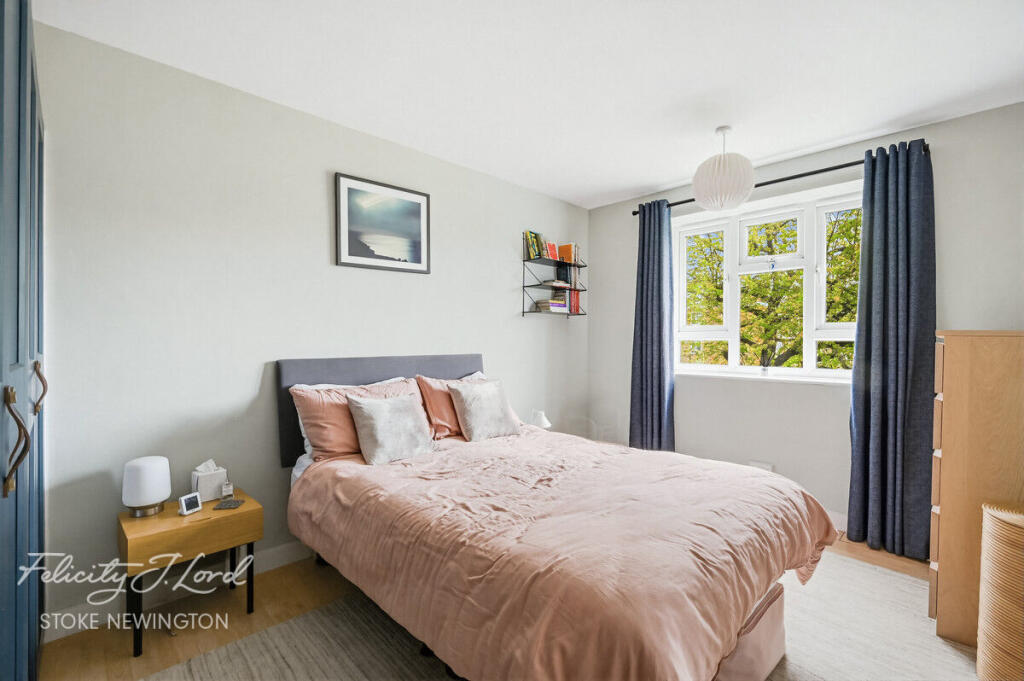 Main image of property: Howard Road, London N16