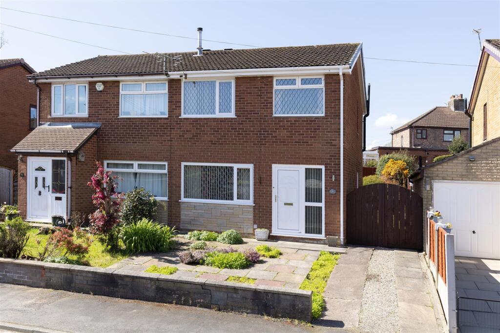 Main image of property: Tanyard Close, Chorley