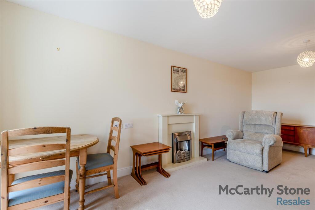 Apartment in Northampton, Sunnyside, Kingsthorpe - View 4