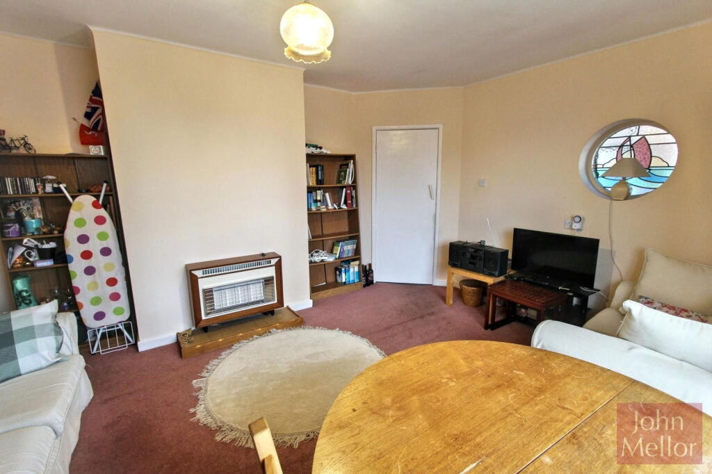 Kingsleigh Road, Heaton Mersey SK4 3PH photo 3