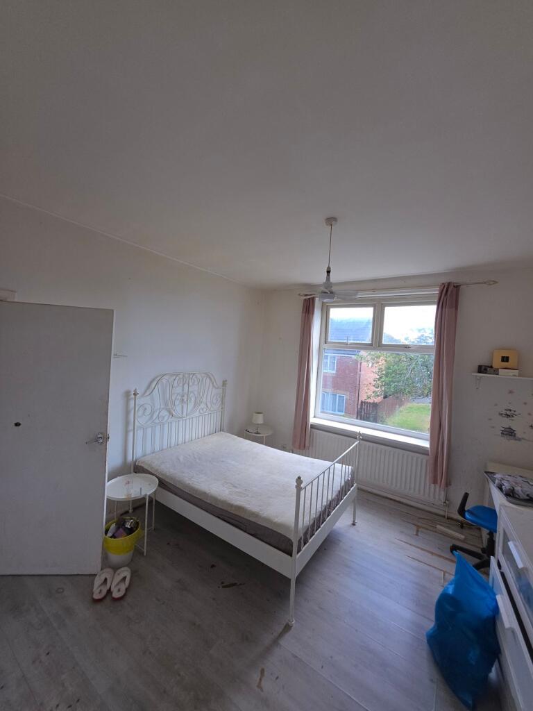Charles Street, Boldon Colliery, NE35 - More